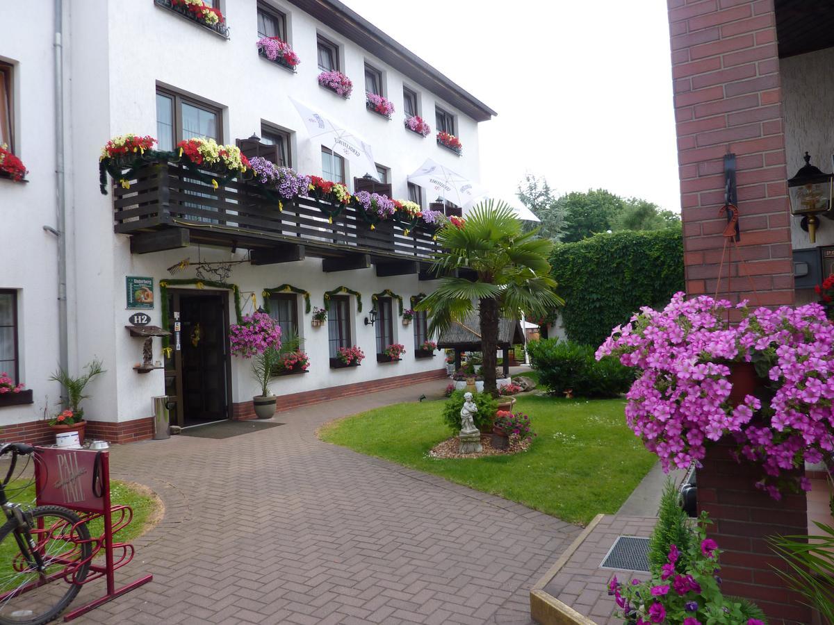Hotel Am Berg Spremberg Exterior photo