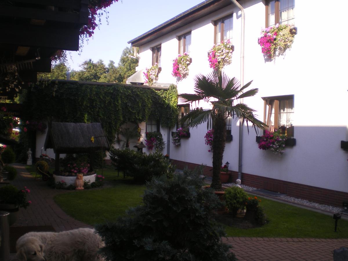 Hotel Am Berg Spremberg Exterior photo
